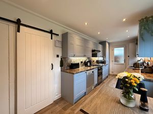 Photo 8- click for photo gallery